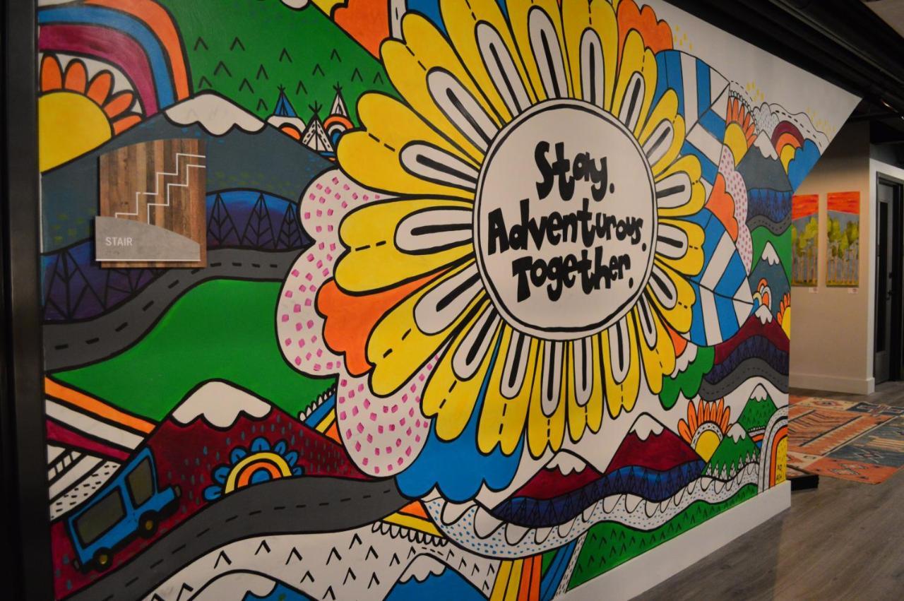 The Block Hotel & Commons Silverthorne Bagian luar foto
