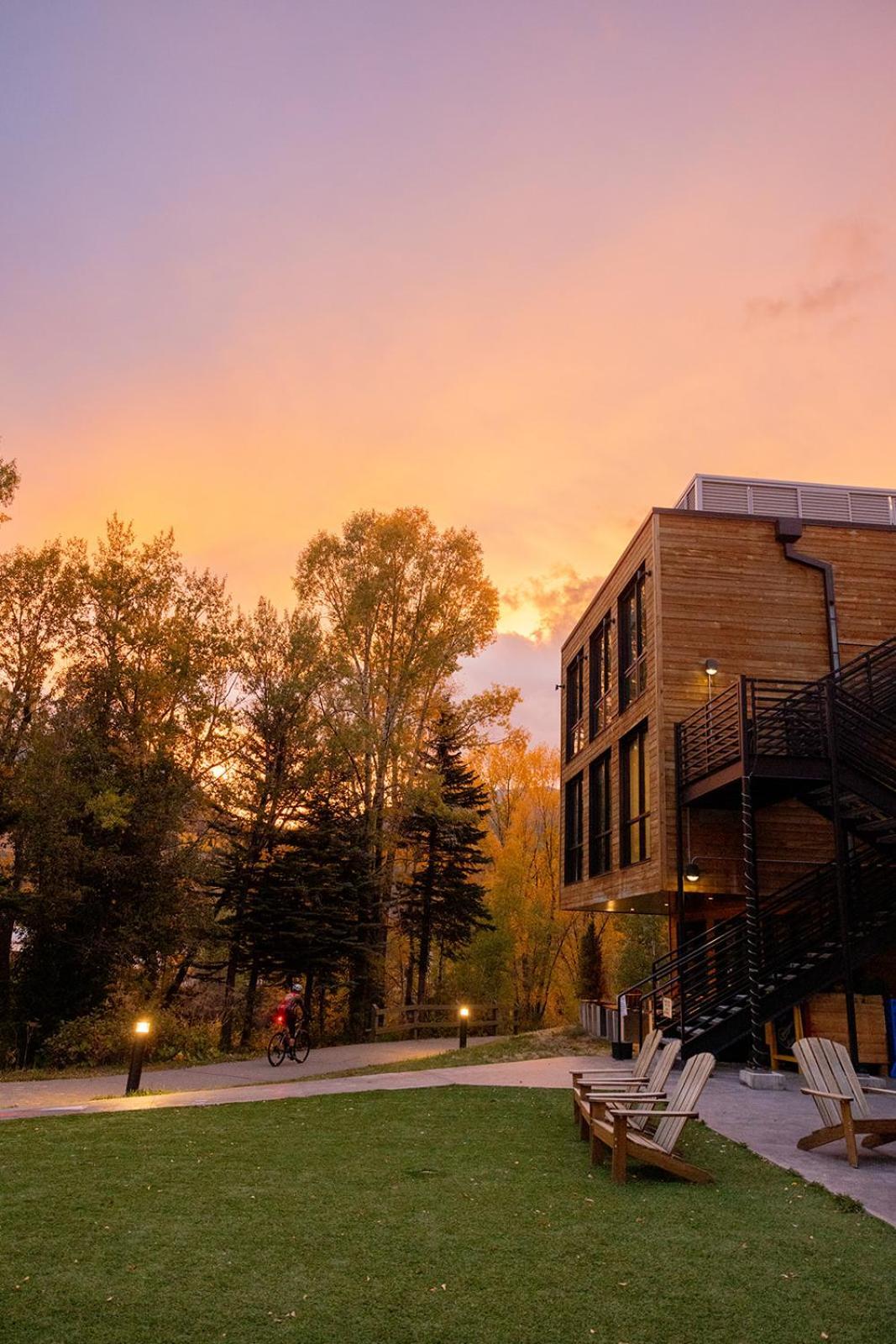 The Block Hotel & Commons Silverthorne Bagian luar foto