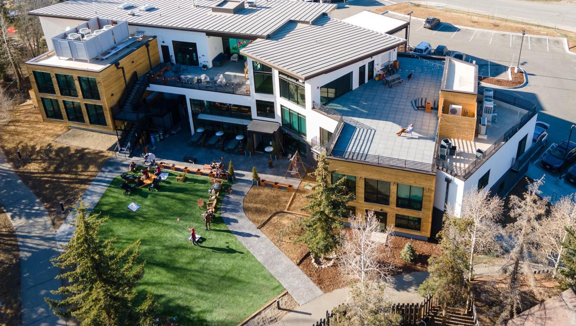 The Block Hotel & Commons Silverthorne Bagian luar foto